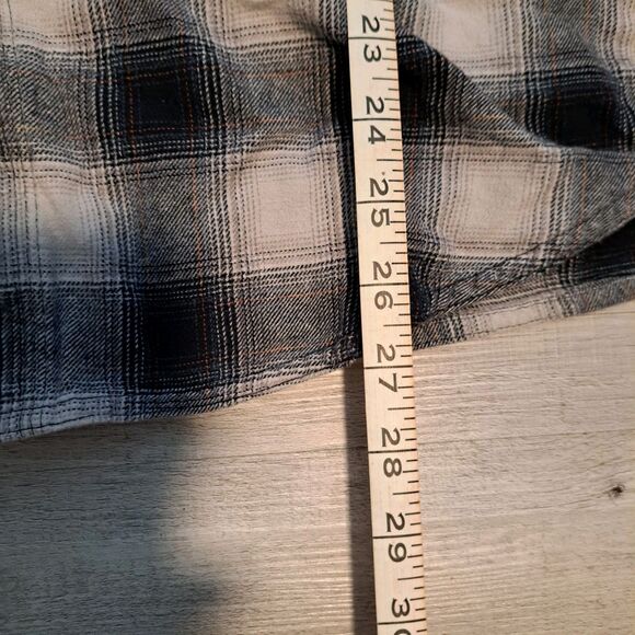 Columbia Plaid Flannel Shirt Mens L Regular Fit Button Up Outdoor Classic Black - Picture 6 of 9
